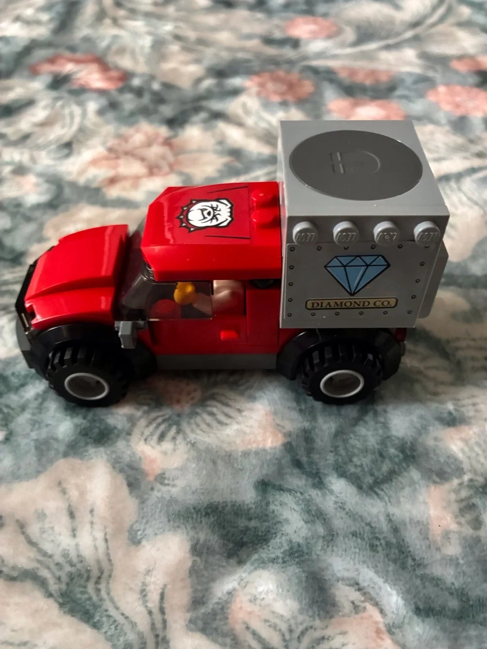 Lego compact red